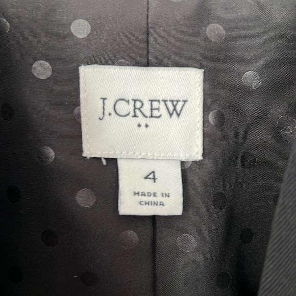 J Crew black no collar blazer with hook and eye closure, front pockets size 4 - Picture 2 of 7